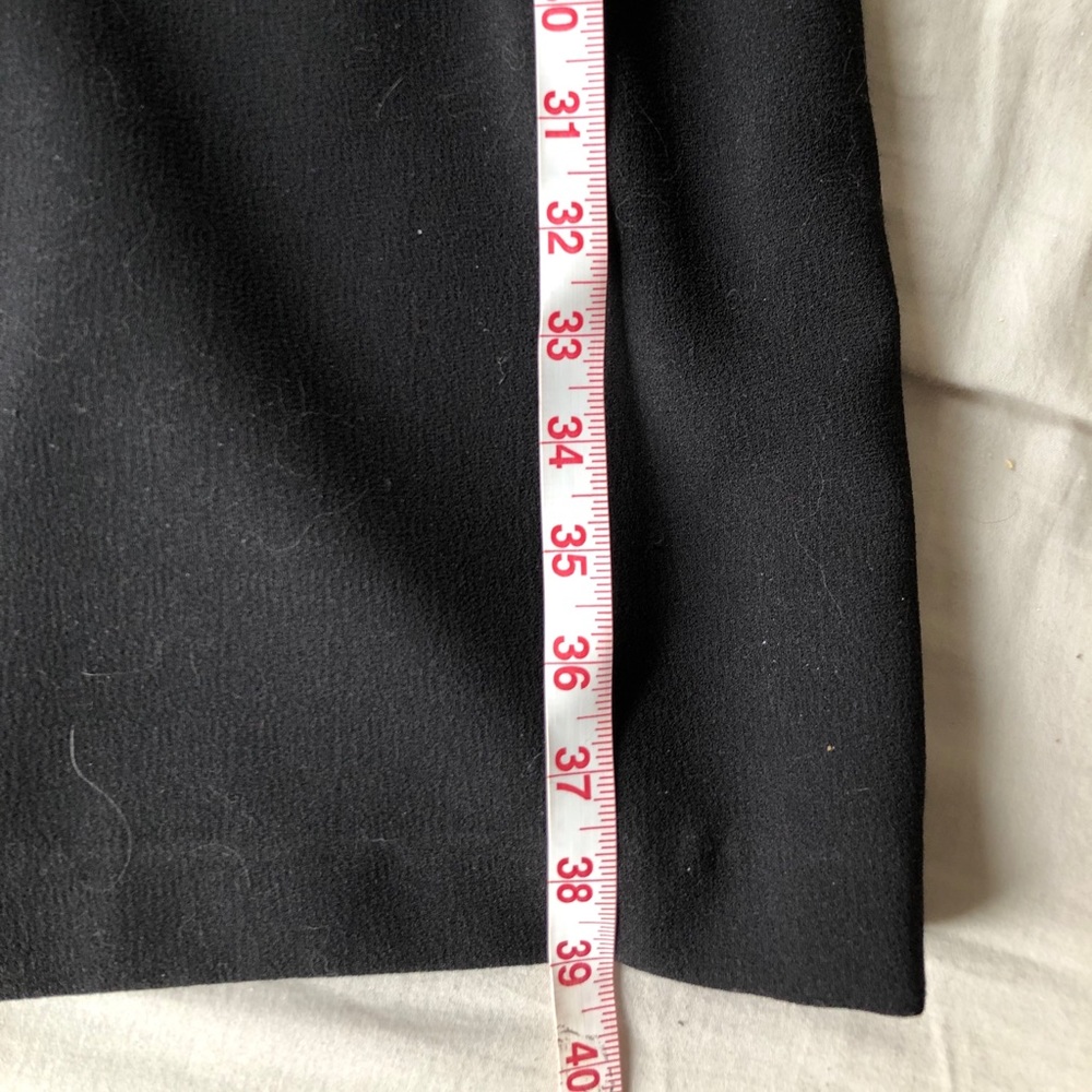 Little (ish) scoop neck black dress - Picture 7 of 8